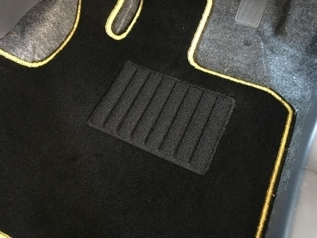 各車ヒールバッドが標準装備となります。