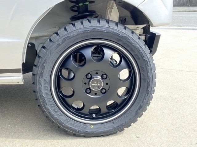 タイヤ：TOYOオープンカントリーR/T 165/60R15