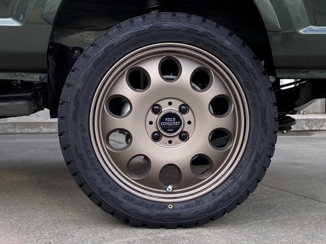 タイヤ：TOYOオープンカントリーR/T 165/60R15