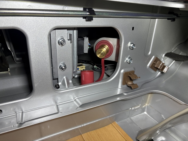 ※リアシート一体型の車両用