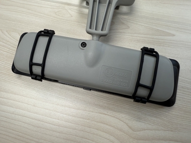 純正ミラーにゴムバンドはかっこよくない！