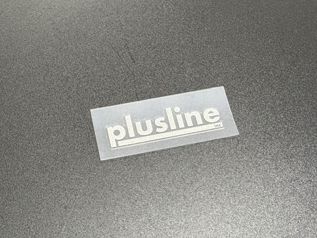 「plusline」転写ステッカー（シルバー）付属