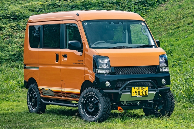 アルミ製スキッドプレート付属